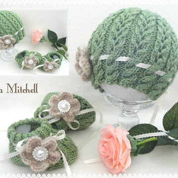 Knitting PATTERN Baby Shoes Baby Cap Baby Set with Satin ribbon
