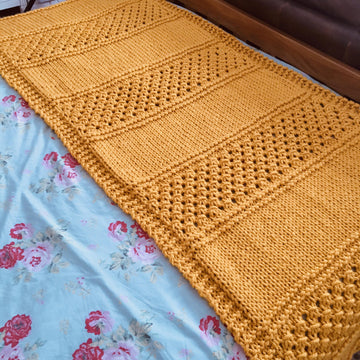 Lace Stripe Bed Runner Blanket