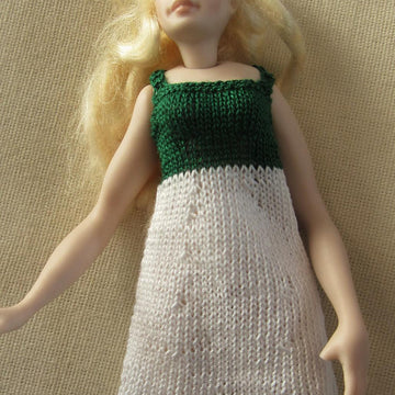 1:12th and 1:6th scale Ladies Christmas dress