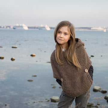 Bri hooded cowl