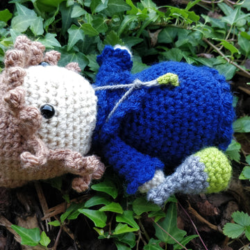 Marie Curie crochet Amigurumi