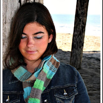 Fillmore Scarf - An Intro to Double Knitting project