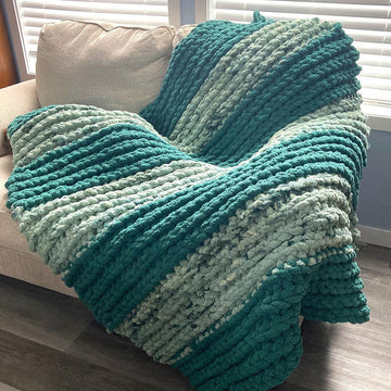 Log Cabin Easy Throw Blanket