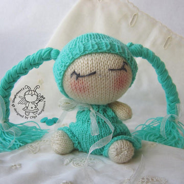 Pebble doll for sleep girl.