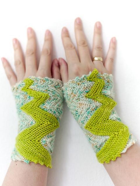 Perfect Lightning Mitts