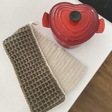Waffle stitch two handed Oven Mitt