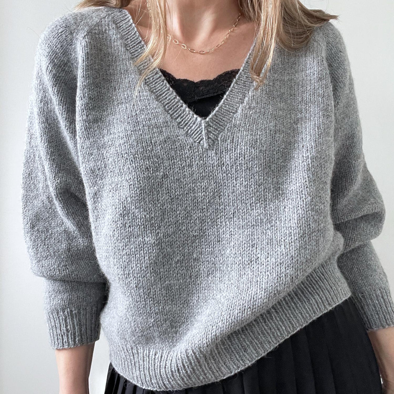 Basic VNeck Pullover