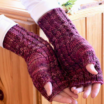 Araluen Fingerless Mitts