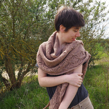 Pieris Shawl