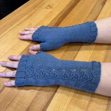 Sweet Pea Fingerless Mittens