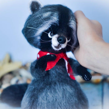 220 Glasha the Raccoon