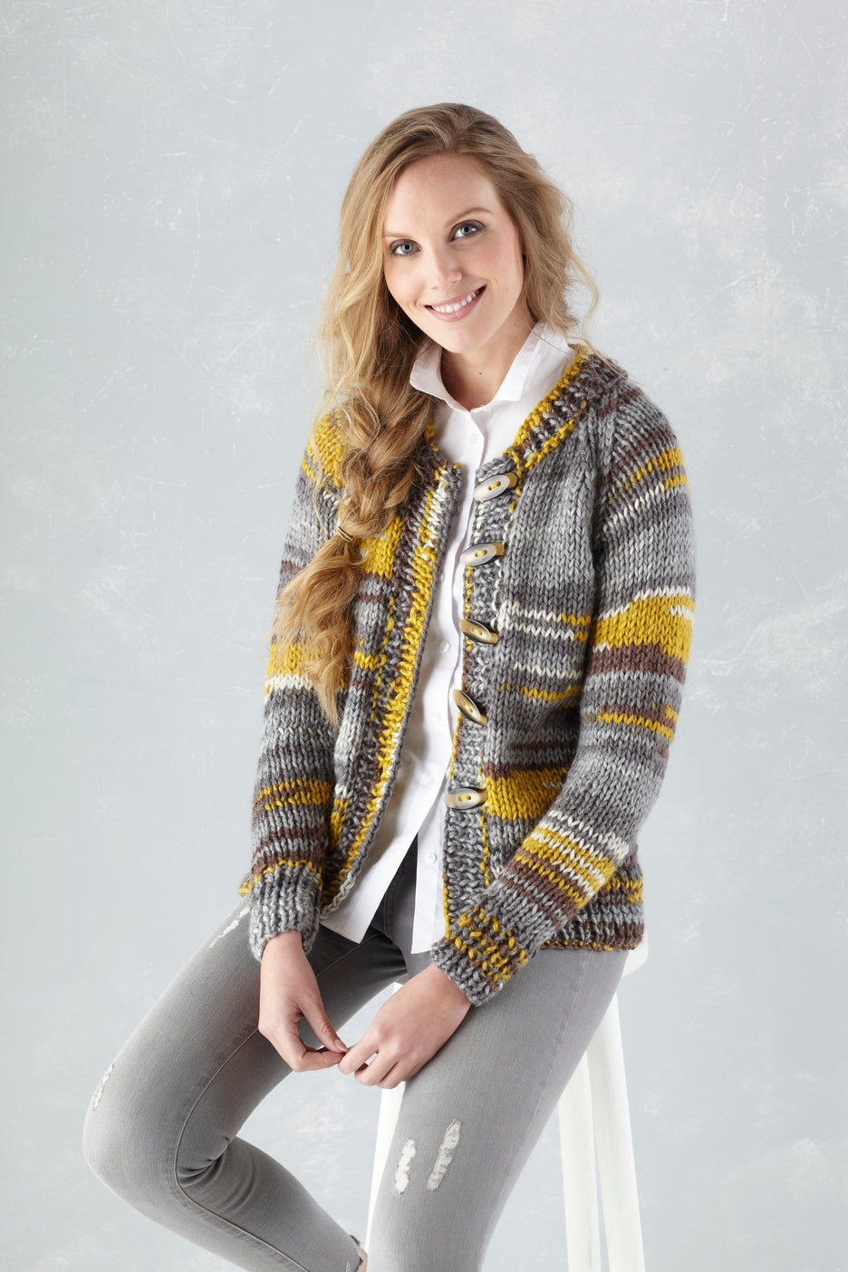 Ladies Sweater & Cardigan in King Cole Super Chunky - 5636 - Leaflet