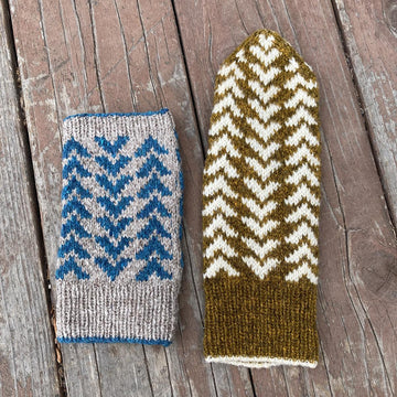 Peaks Mittens