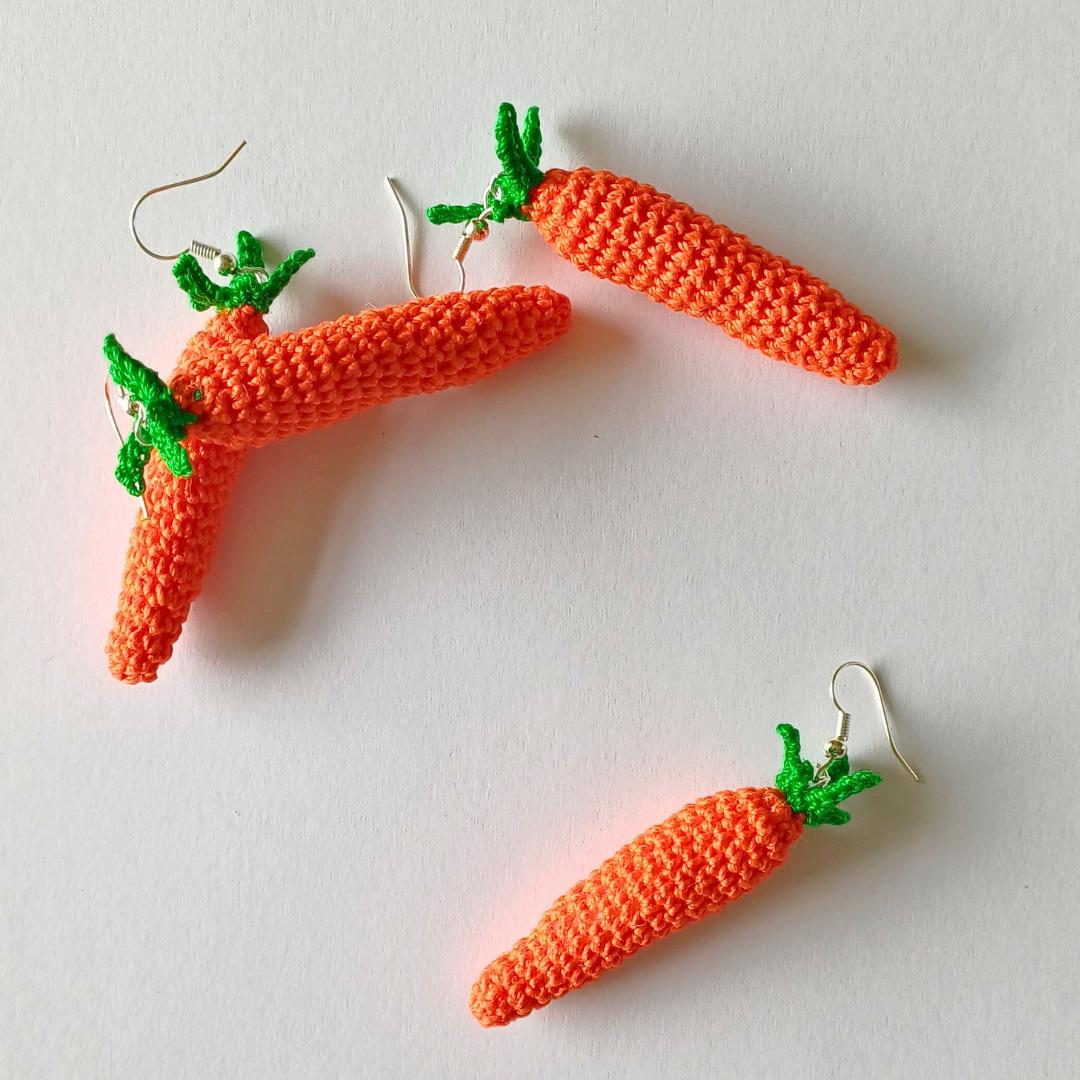 Mini Carrot Earrings