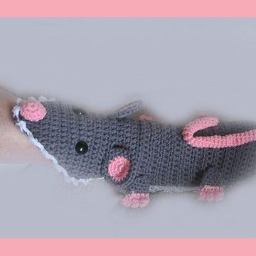 Mouse / rat trap (mice slippers for adults)