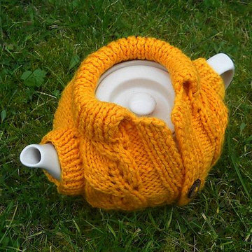 Tea Cozy with leaves
