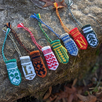 Folk Mitten Ornament