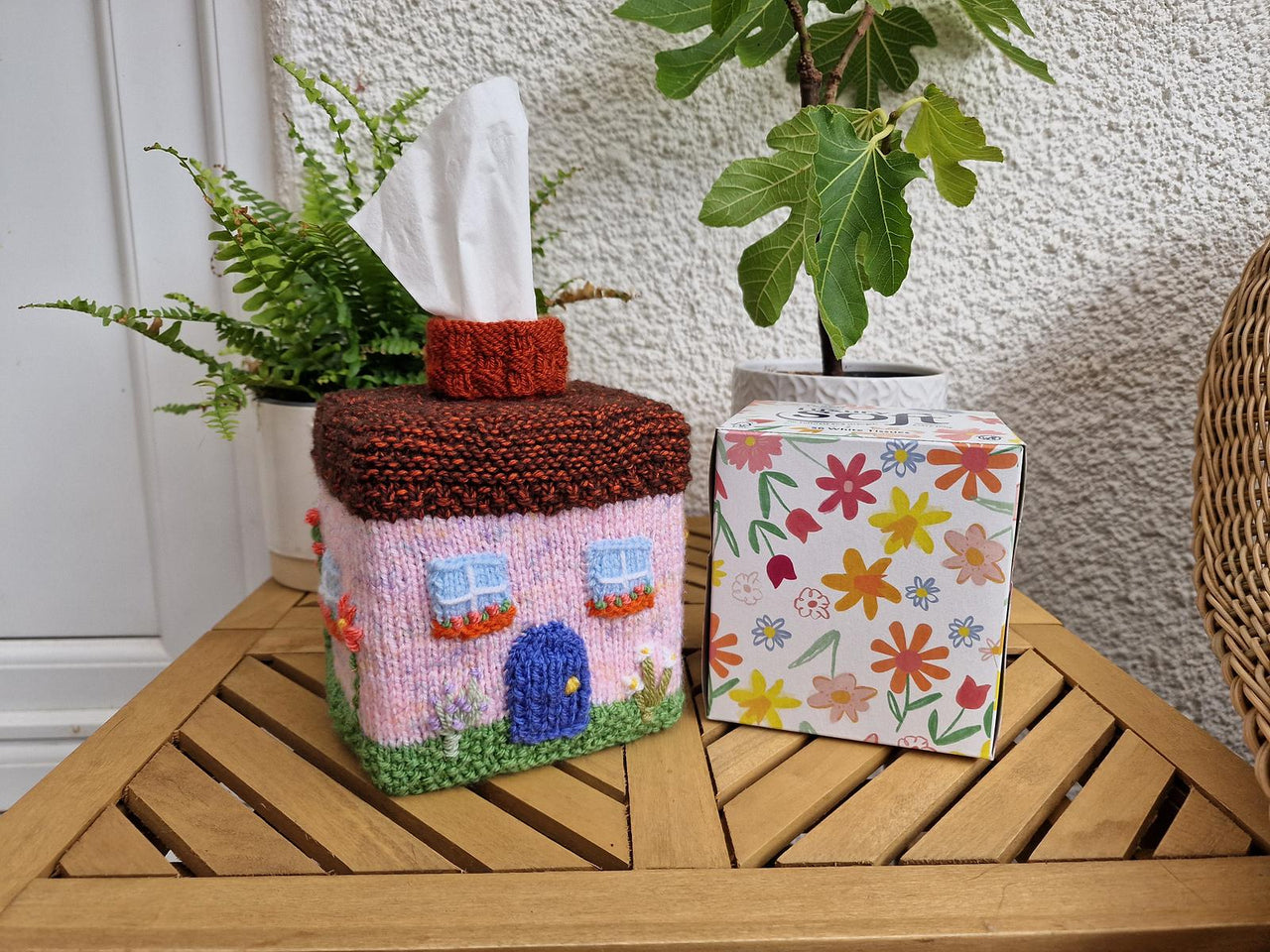 Cosy Cottage Tissue Box Cover