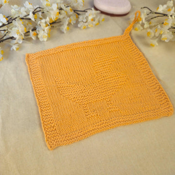 Knitted Chicken Washcloth