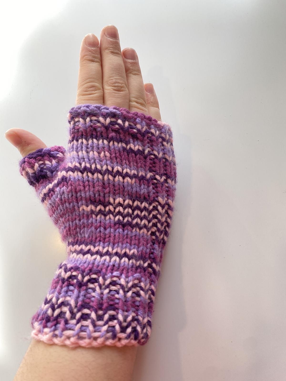 Not Quite Basic Mitts
