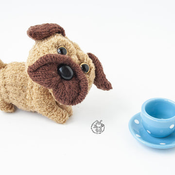 Mini Pug  knitted flat