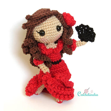 Bizet's Carmen amigurumi doll - crochet pattern by Crochelandia