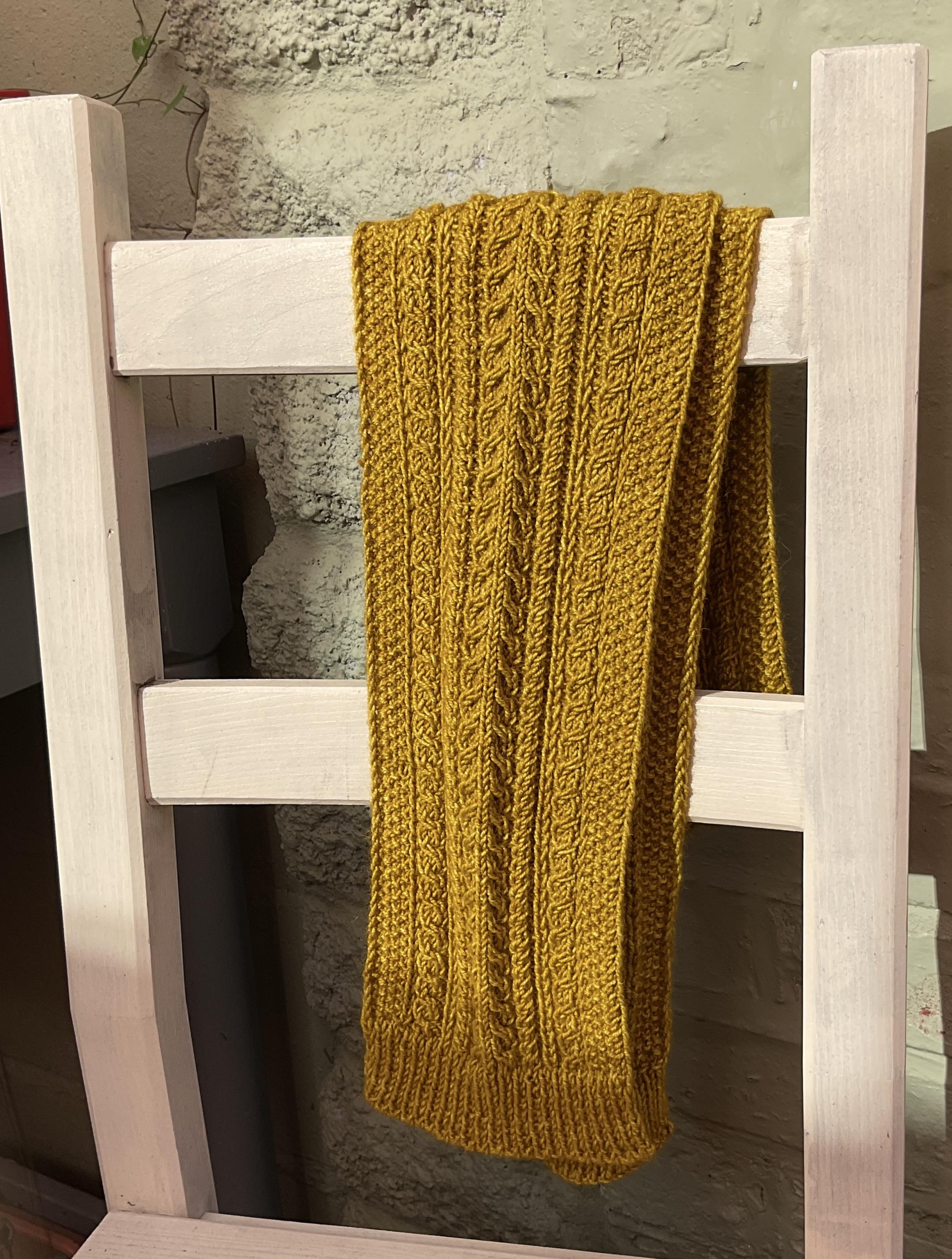 Afternoon Cable Scarf