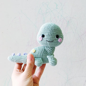 Takashi the little dinosaur amigurumi pattern