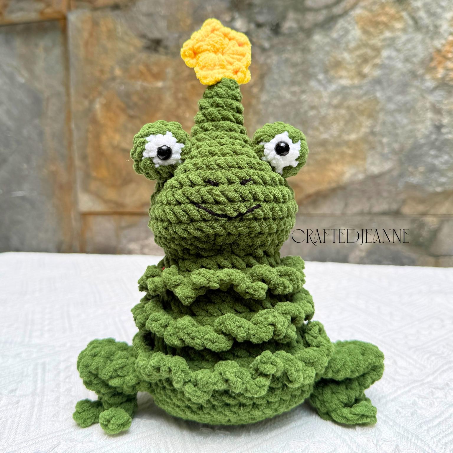 Frog Christmas Tree Amigurumi