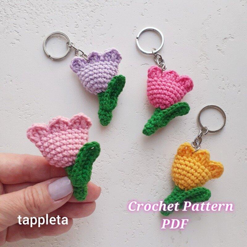 Tulip key chain crochet pattern, Mini flower crochet, Mother day gift handmade, Wedding favors, Teen girl backpack charm cute purse acessory