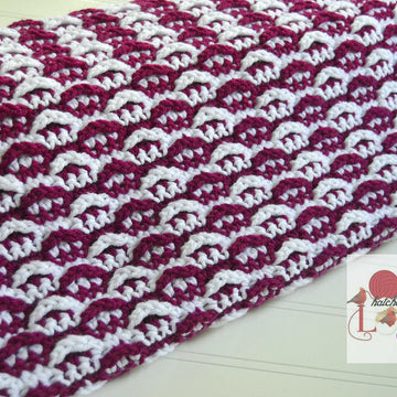 Dotted Line Throw