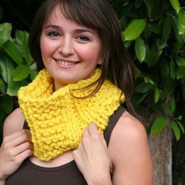 Yellow Jacket Cowl