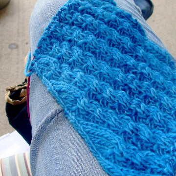 Pendenza Hat and Scarf
