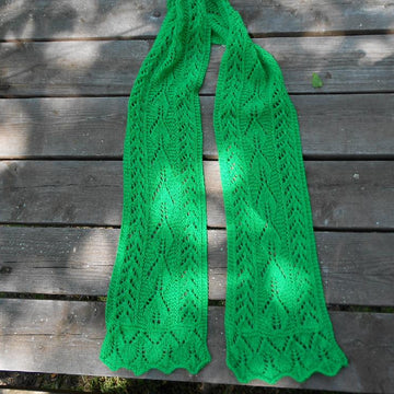 Lacy Apple Leaf Scarf