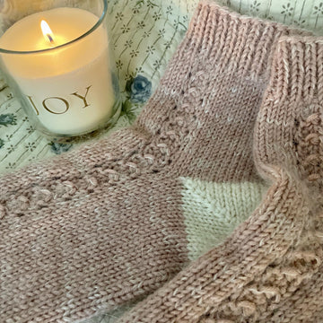 Floofy House Socks