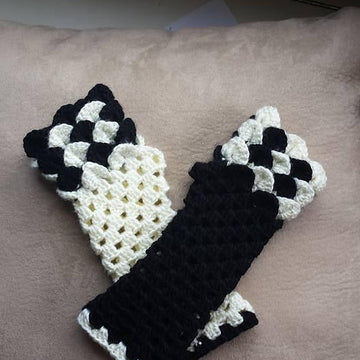 Long Crocodile Stitch Fingerless Gloves