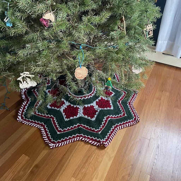 Winter Embers Tree Skirt