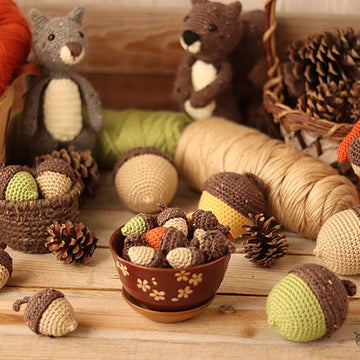 Acorns in Three Sizes