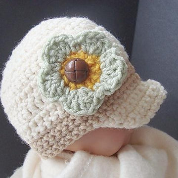077, NEWSBOY CAP, newborn to adult sizes