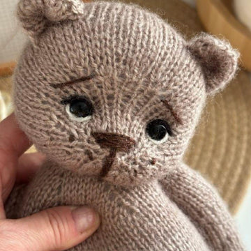Teddy Bear Knitting Pattern – Classic Knitted Bear by OlaKnittedBears (28 cm)