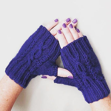Nicely Twisted Mitts