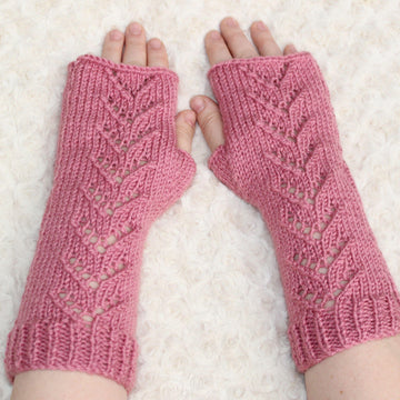 Knitting pattern ladies fingerless gloves #474