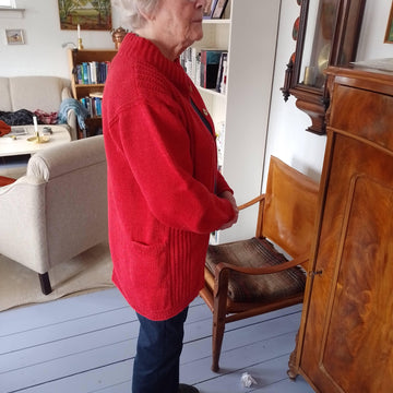 MARIE, a lovely cardigan