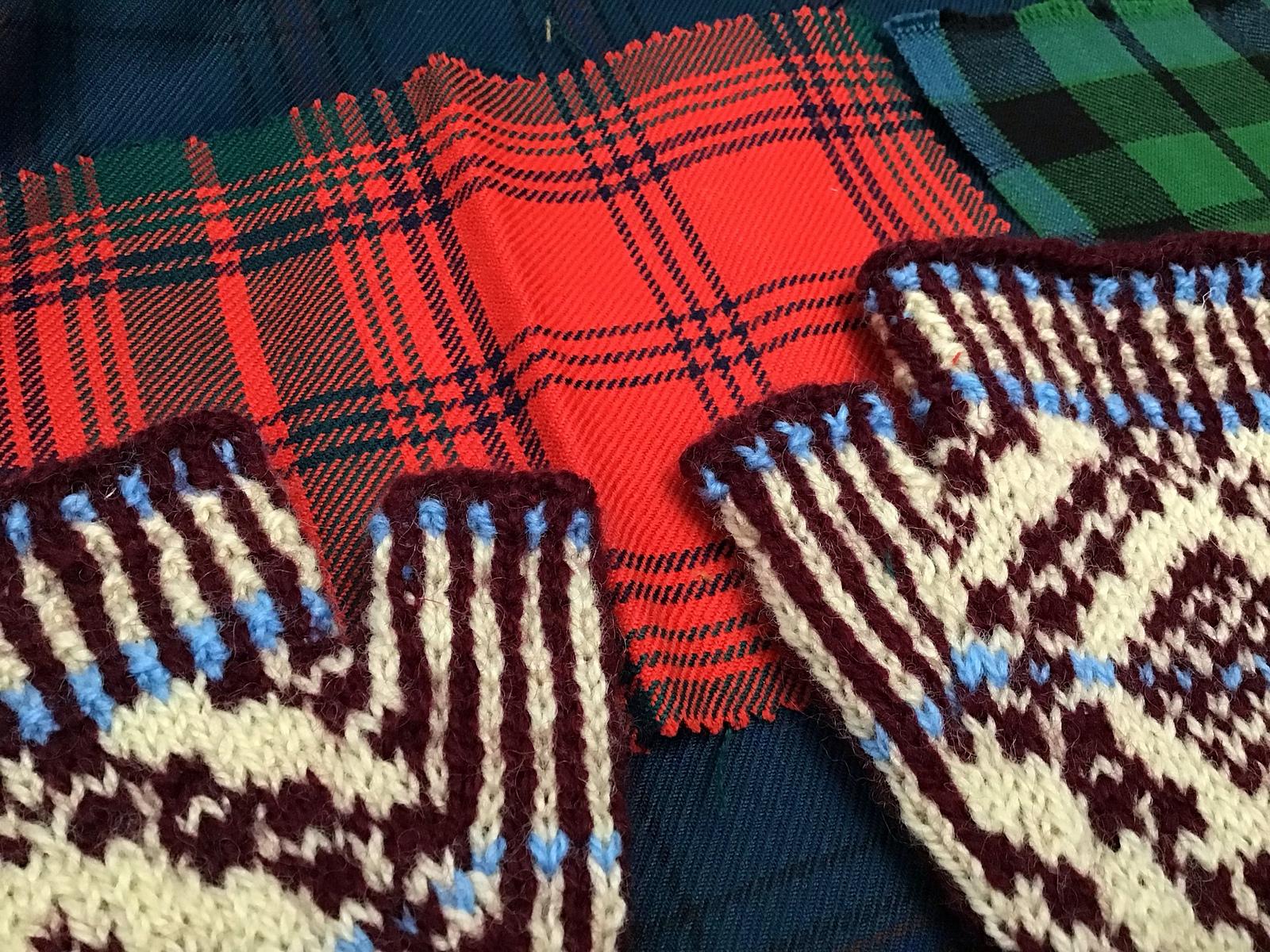 Pembrokeshire Fingerless Gloves