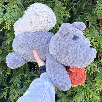 Splooting Squirre Crochet Pattern
