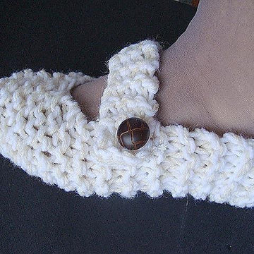 341, QUICK KNIT MARY JANE SLIPPERS