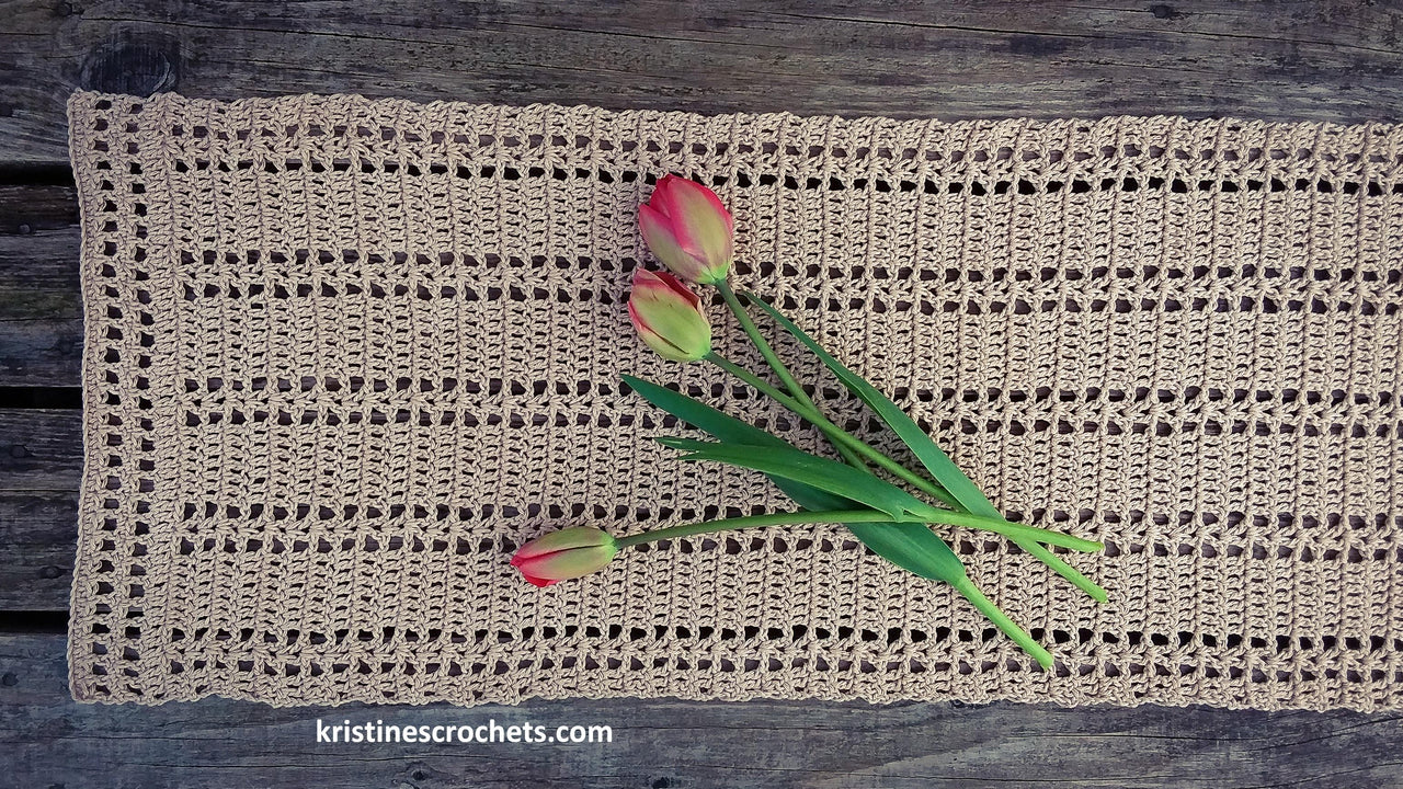 Maytime Table Runner Written Pattern
