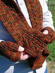 Oktober Zest Fingerless Mitts