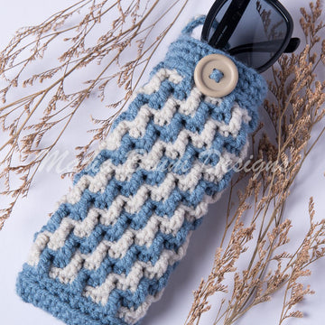 Peepers Pouch