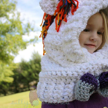 Sparkles the Unicorn Cowl